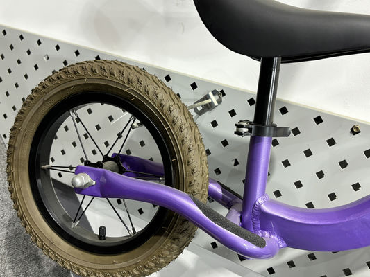 No Brake 2 Wheel Style Childrens Balance Bikes Magnesium Alloy Frame